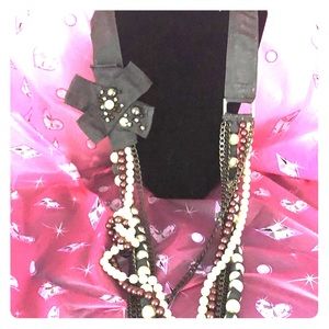 Pearls and ribbon necklace